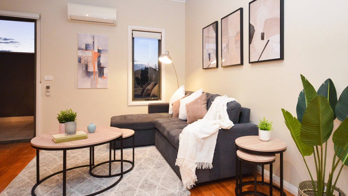 Preston House | Luxury Townhouse Stay