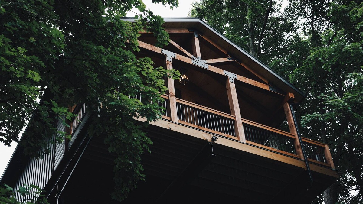 Fredericksburg Cabin | Luxury Treehouse Cabin Over Salt Creek, Cabin 2