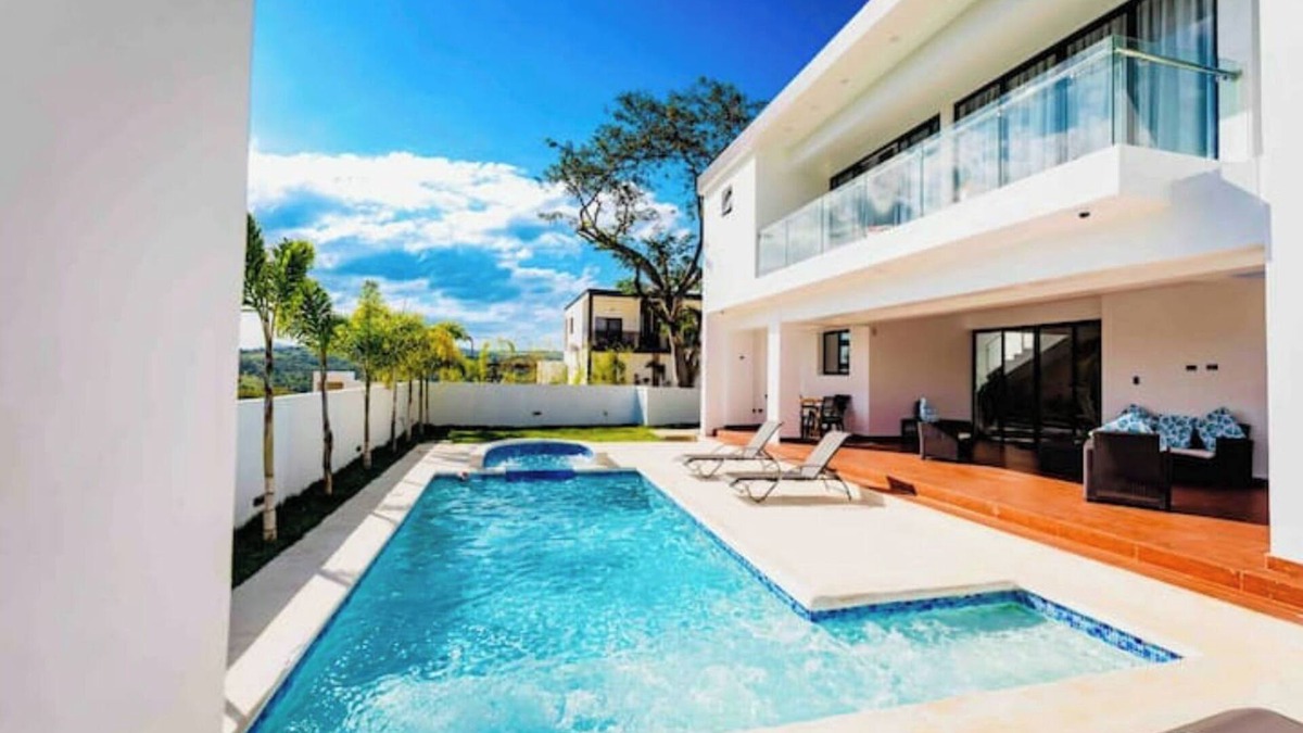 Montellano Villa | Luxury Tropical Paradise Villa, 4 bed. W Pool