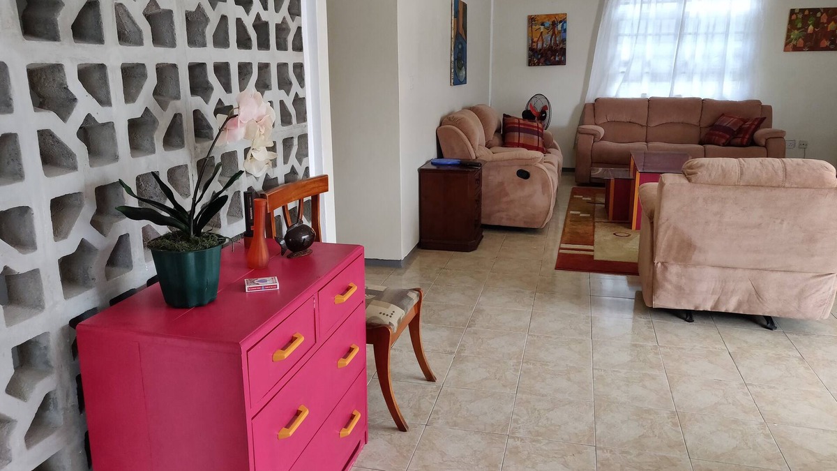 Roseau Apartment | Luxury Tropical Villa Located within the walking distance from Town