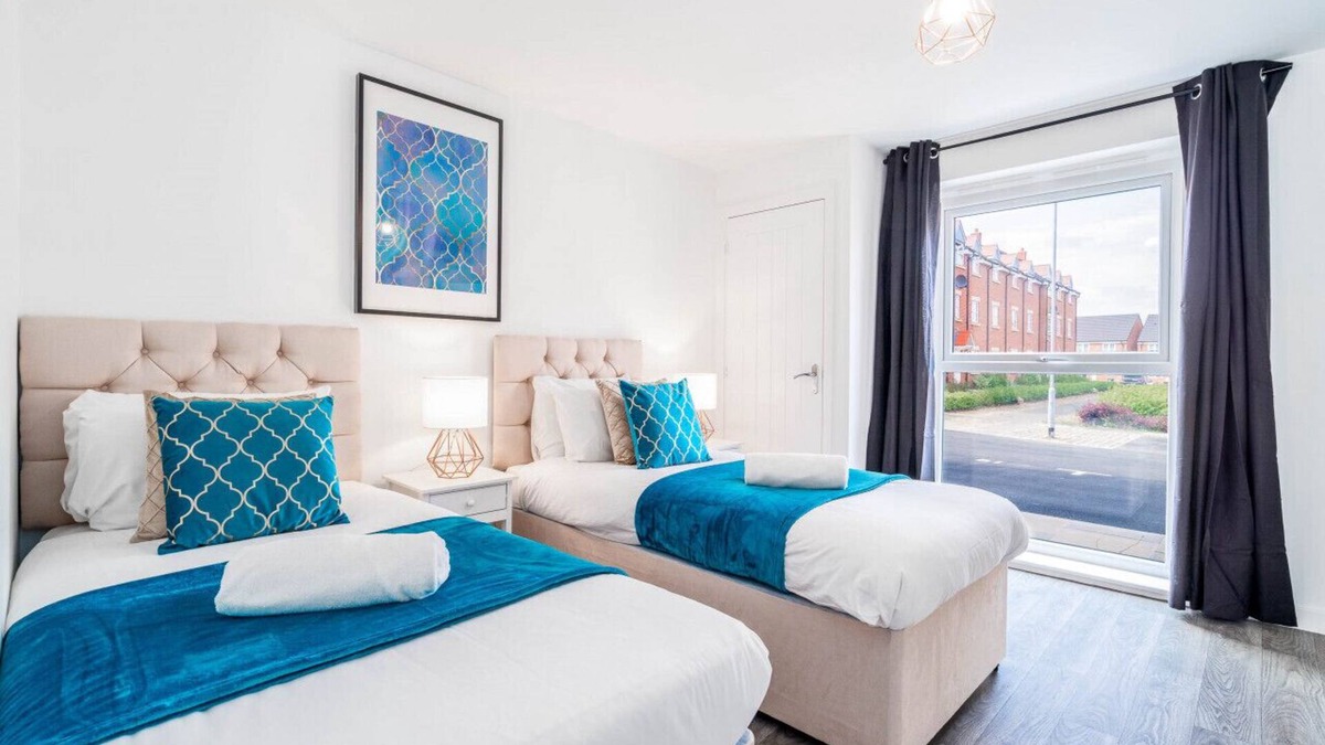 Selly Oak Apartment | Luxury Twin Apartment - Selly Oak - Parking