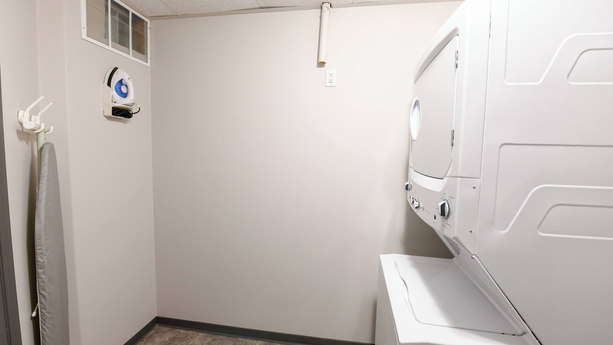 Fort McMurray Apartment | Luxury Two bedroom Suite