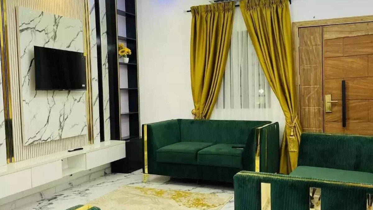 Surulere Apartment | Luxury Two Bedroom Apartment.