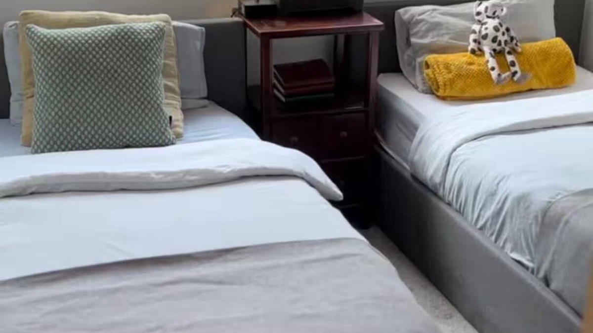Rugby House | Luxury Unique private 2 bedroom bungalow Rugby