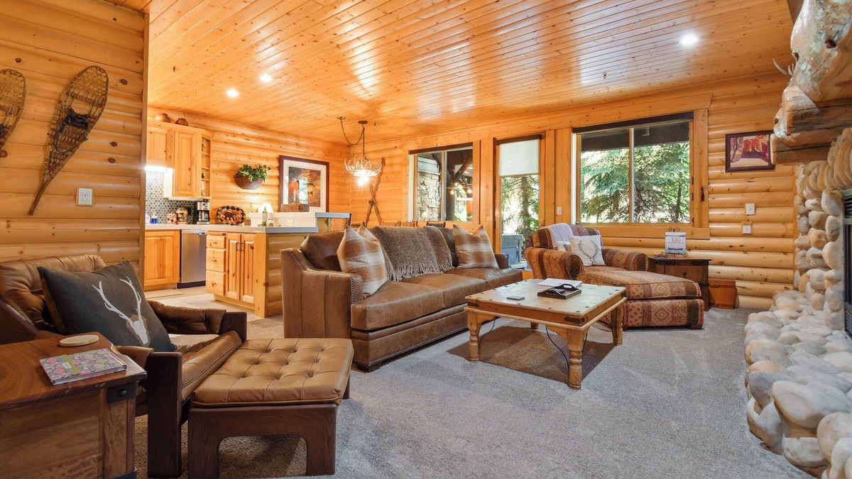 Deer Valley Condo | Luxury Upper Deer Valley - Great For Families! Walk To DV Slopes!