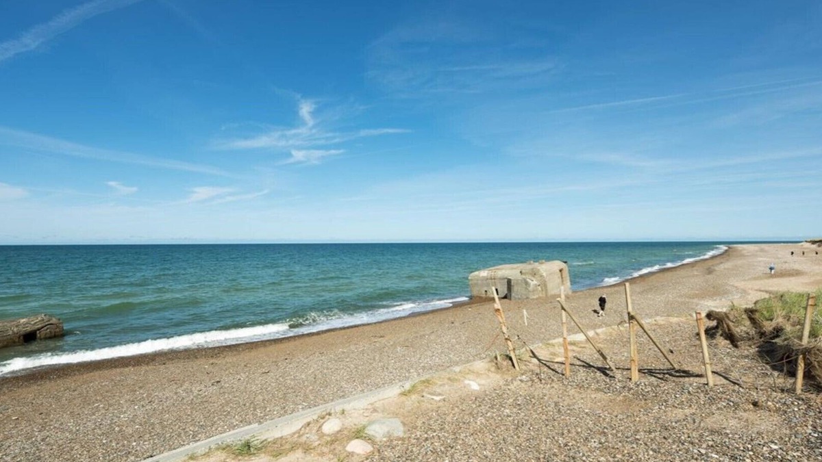 Lild Strand House | Luxury vacation house - direct access to the beach and swimming pool.