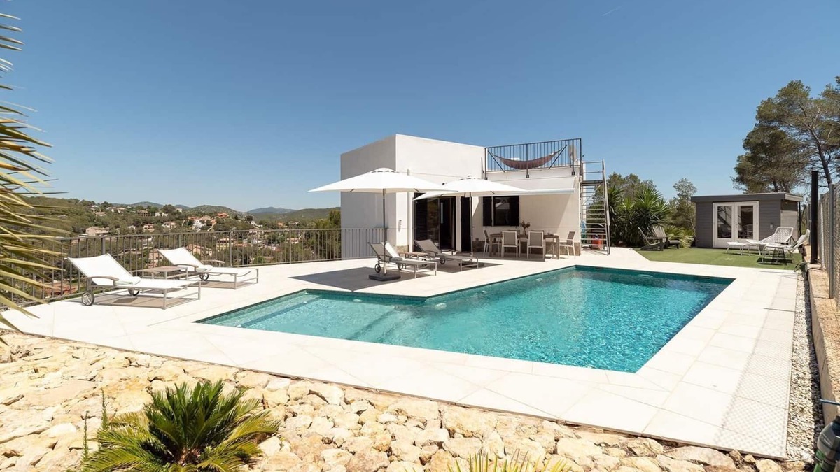 Olivella Villa | Luxury vacation villa in the hills of Sitges with breathtaking views