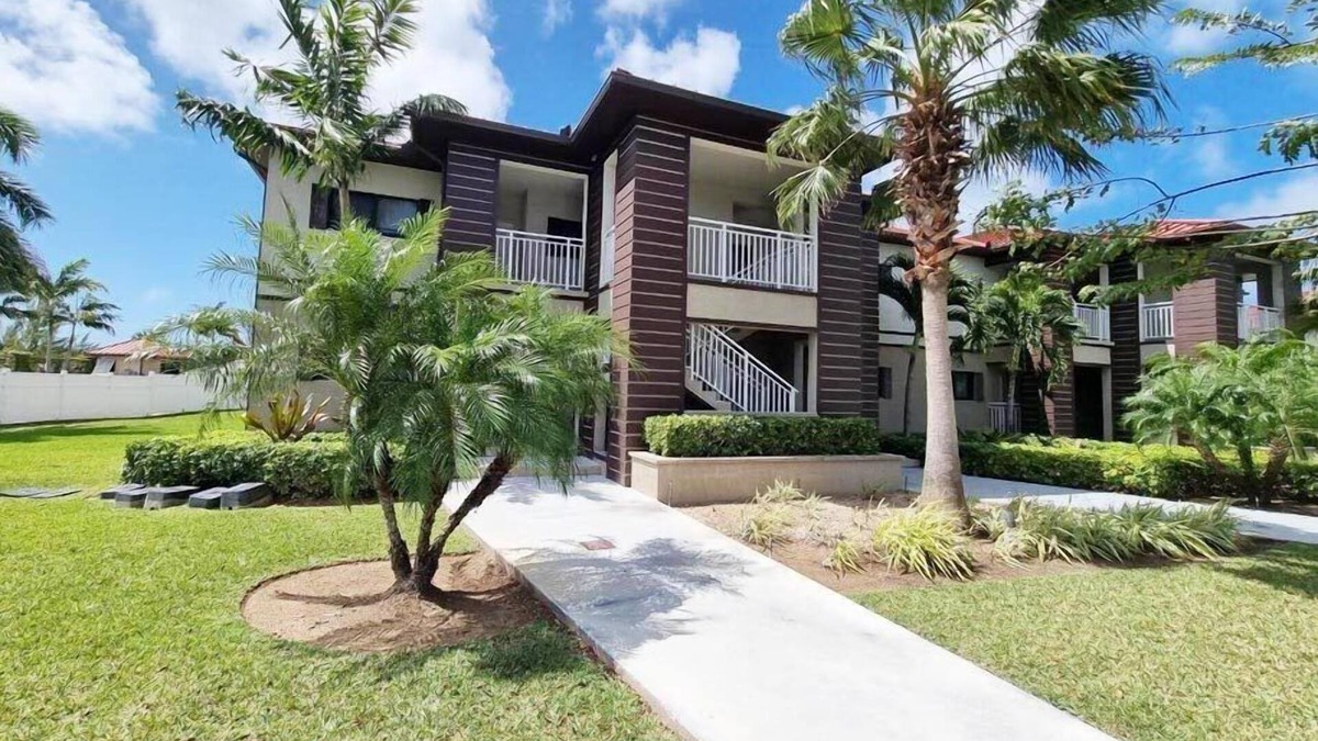 Nassau Condo | Luxury Venetian
