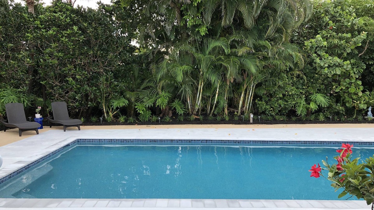 South Beach House | Luxury Vero Beach House, steps from private beach, fully renovated and equipped.