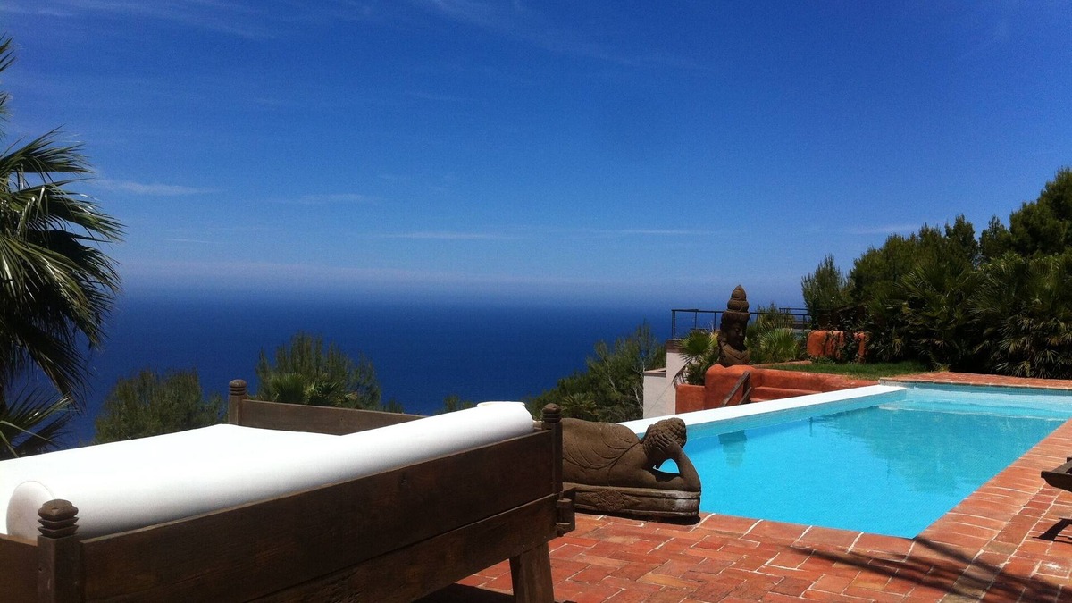 Sant Joan de Labritja Villa | Luxury villa can Avy 6 bedrooms, 7 bathrooms, 12 people, best sunset Ibiza