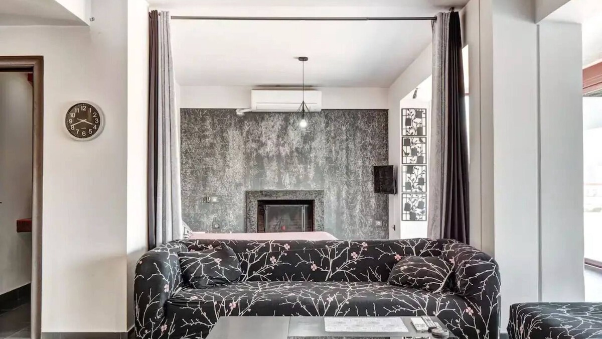 Kropia Apartment | Luxury view apartment 10min from Athens airport