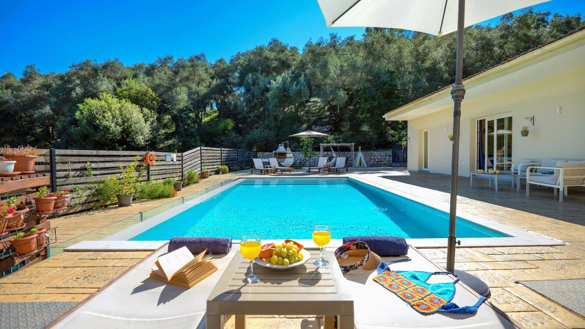 Agios Stefanos Villa | Luxury villa, heated pool, secluded in Saint Stefanos Sinies