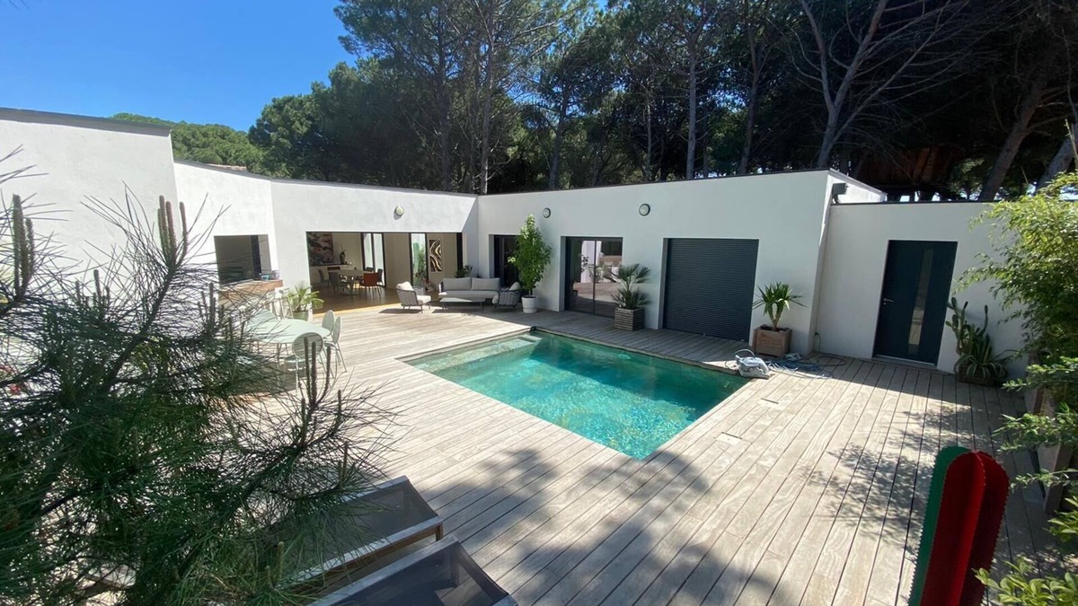 Aigues-Mortes Villa | Luxury villa 160m2 heated pool 10 min from beaches