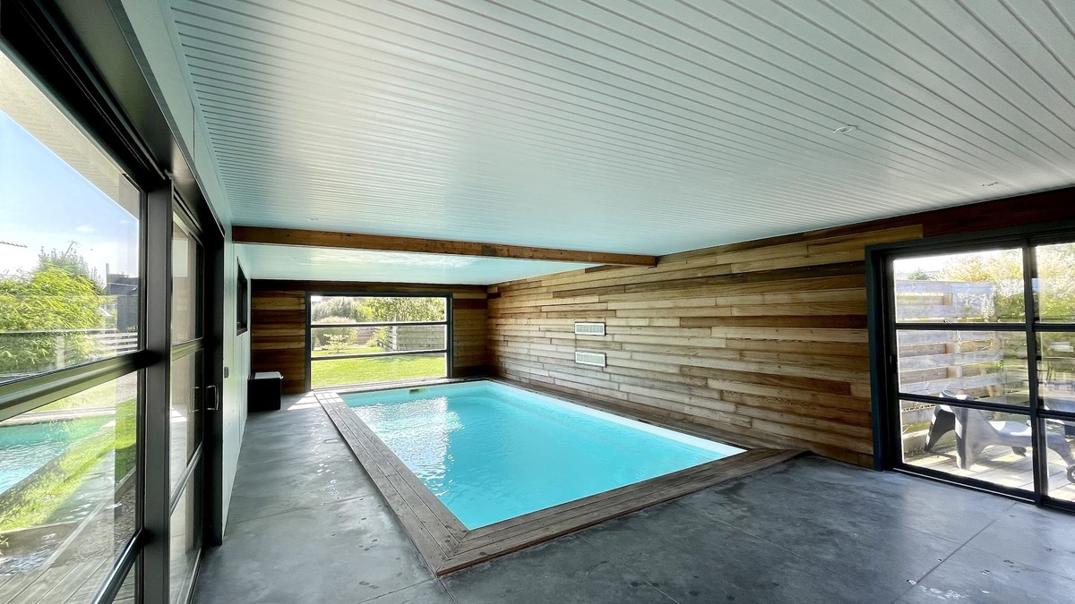 Plouescat Villa | Luxury villa 220 m2, Beach and GR 5min walk, indoor pool