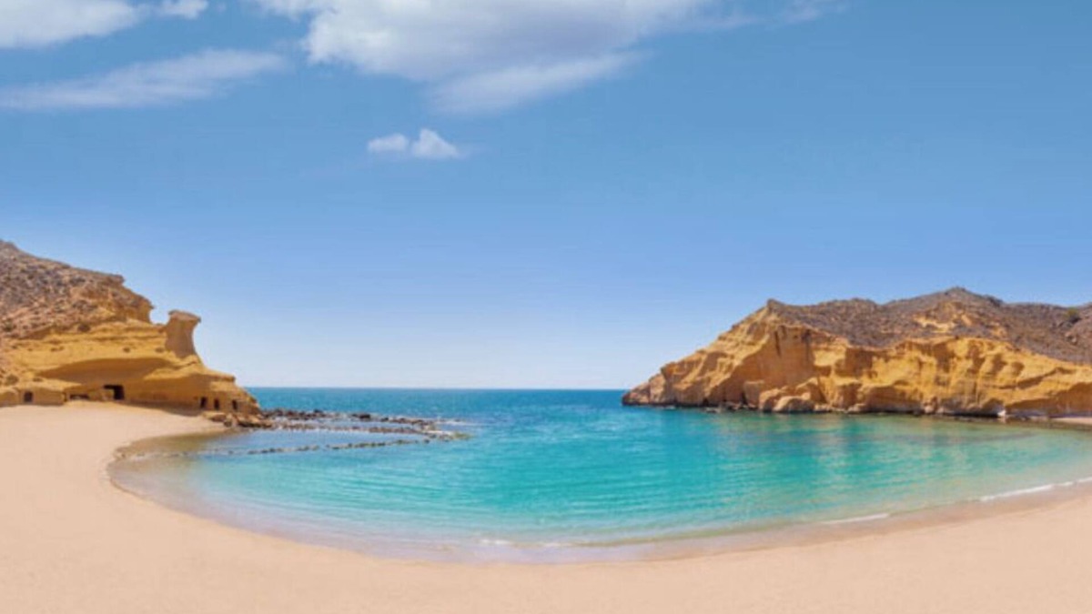 Los Valientes Villa | Luxury Villa 5 stars with 6 bedrooms, 4 bathrooms and private pool