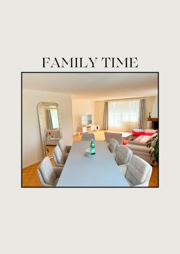 Zell House | Luxury Villa 7 Room Urban Retreat 2 Baths & Free Parking
