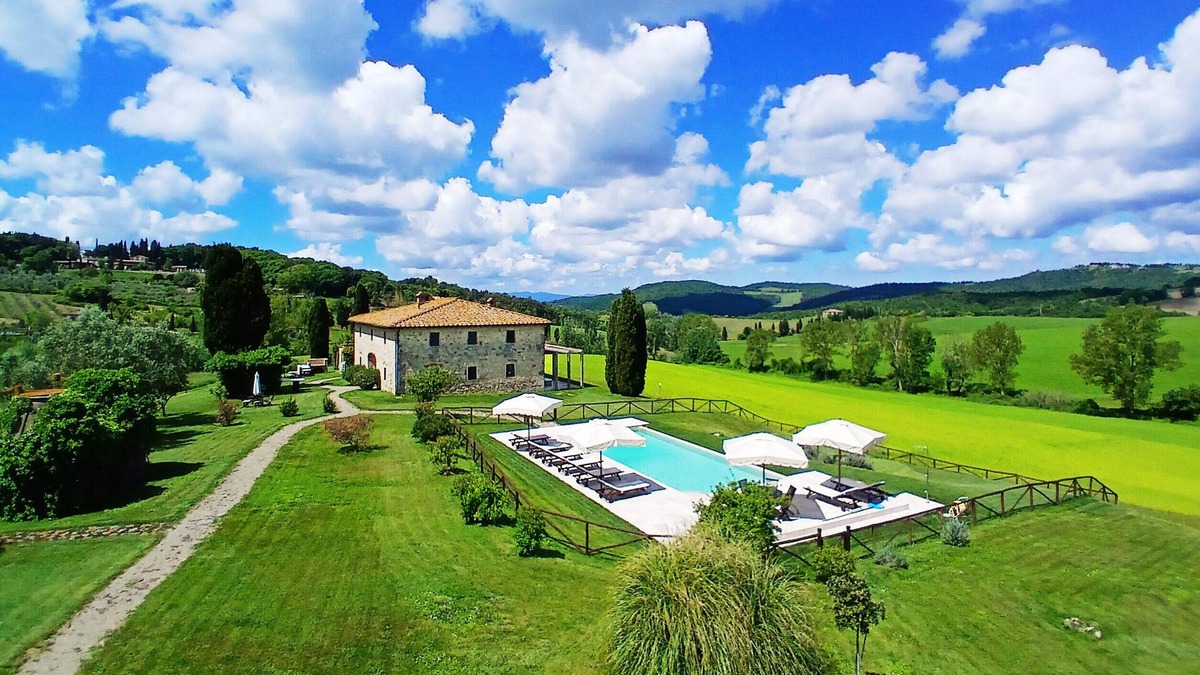 Pignano Villa | Luxury Villa + A/C Dépendance, Whirlpool, infinity Pool, Chef, Pizza, massage