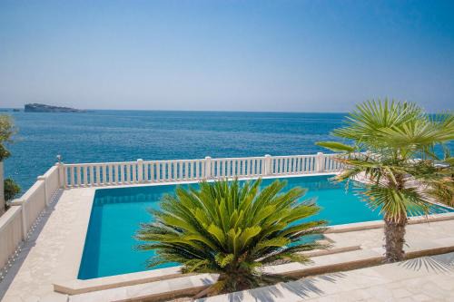 Utjeha Apartment | Luxury Villa Alena