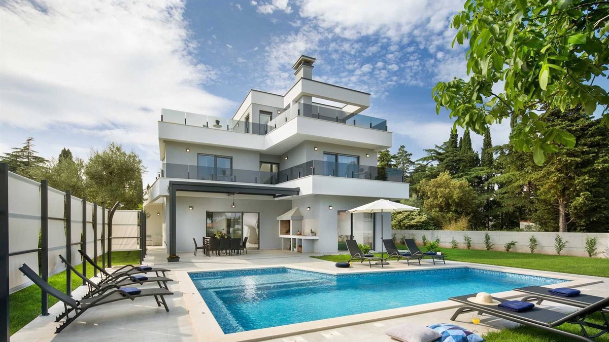 Premantura Villa | Luxury Villa Costanea with Pool