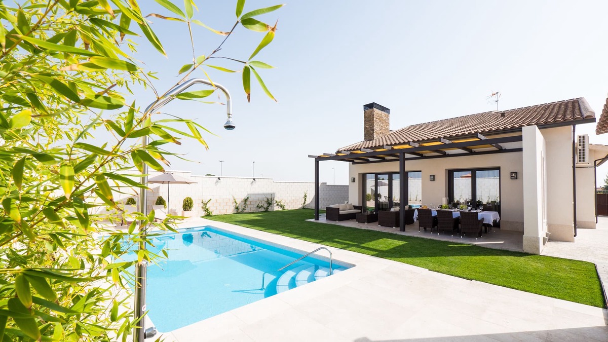 Cobisa Cottage | LUXURY VILLA EL ARRABAL DE TOLEDO