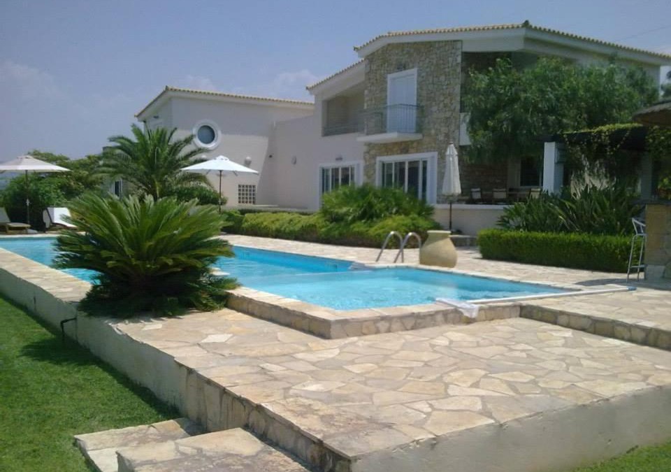 Kiparissia Villa | Luxury Villa Flora Kiparissia