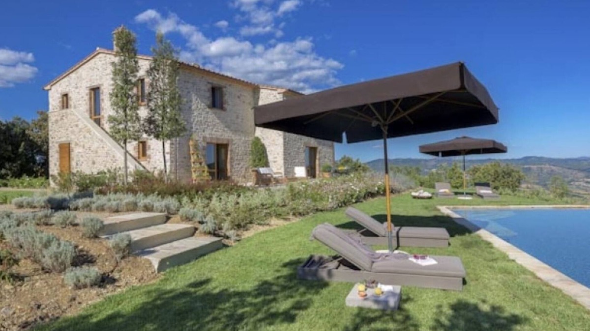 Montelovesco Villa | Luxury Villa for 6 inside a wonderful Estate