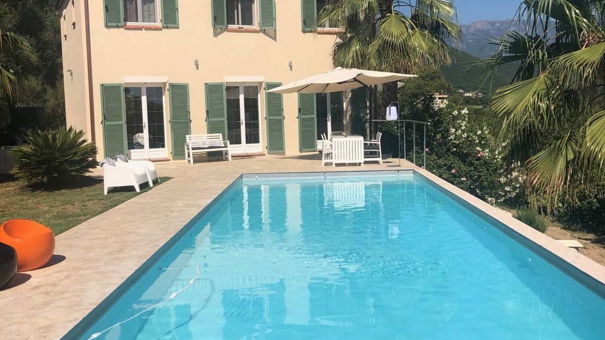 Serra-di-Fiumorbo Villa | Luxury villa -private heated pool-mountain view 5 min from the sea-4 bdrms -2SDB