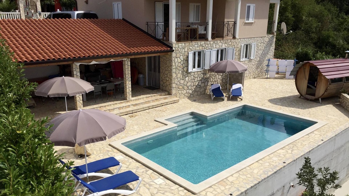 Rogocana House | Luxury Villa, Full air conditioning,100% private swimming pool close to the Sea
