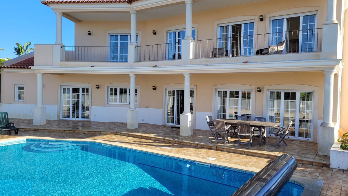 Praia del Rei Villa | Luxury villa in Praia del Rey - private heated pool & sea view