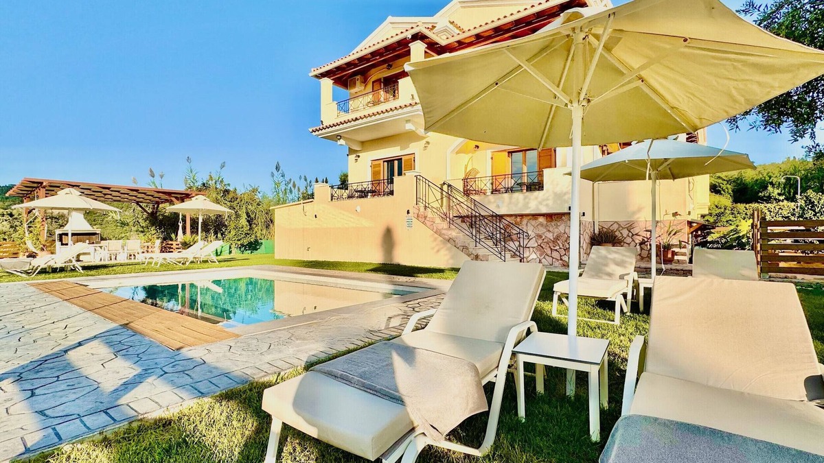 Arillas Villa | Luxury Villa Makris with private heatable pool