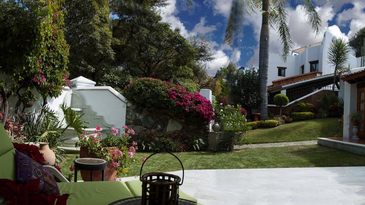 San Felipe del Agua Villa | Luxury Villa nestled in the beautiful foothills of Oaxaca!