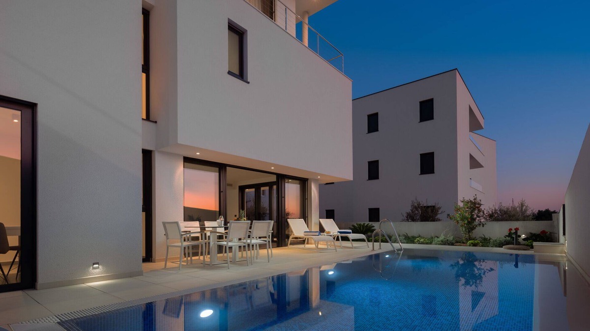 Seget Vranjica Villa | Luxury Villa Nautica Prima with Pool