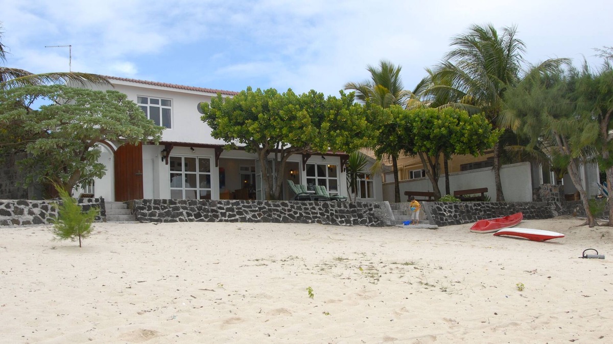Poste Lafayette Villa | Luxury Villa on the Beach with Private Pool