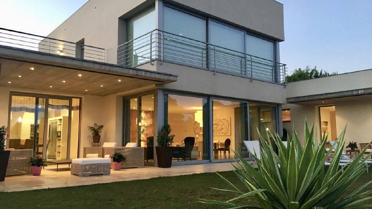 Perelada Villa | Luxury Villa - On Peralada 18 Hole Golf Course - Costa Brava - Private Swimming Pool