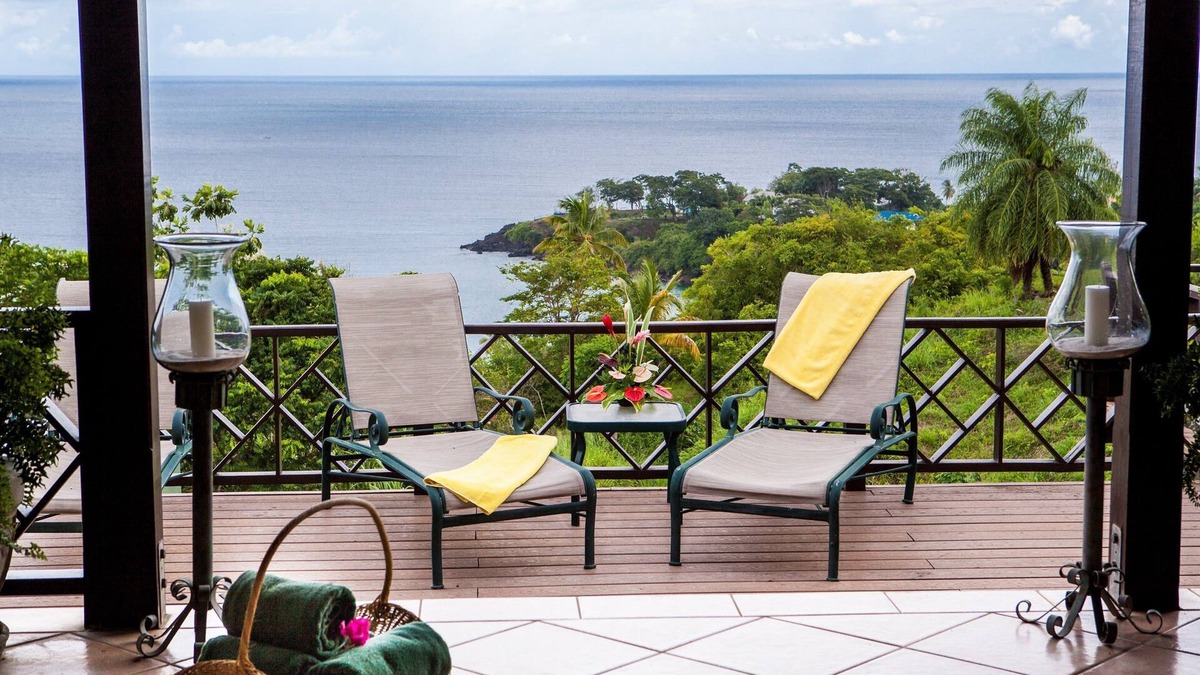 Black Rock Villa | Luxury Villa | Private Infinity Pool + Ocean View