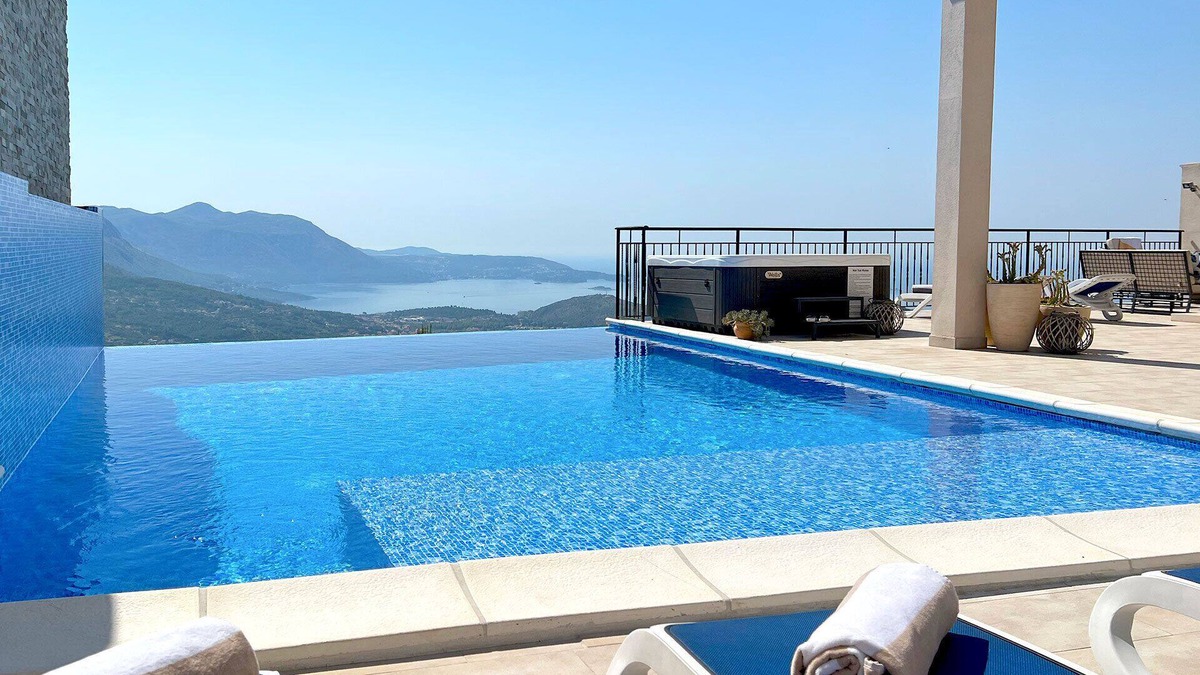 Zavala Villa | Luxury Villa Rock with pool+Jacuzzi - near Dubrovnik