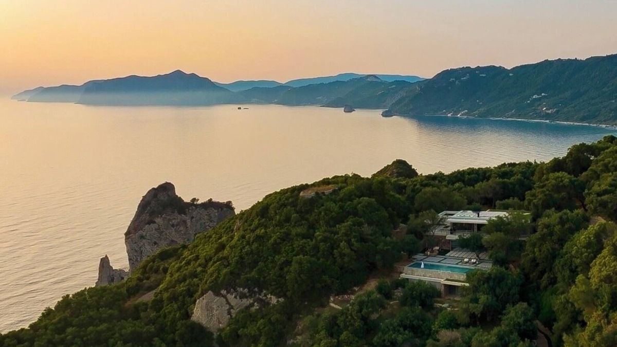 Pentati Villa | Luxury Villa Rocnrolla