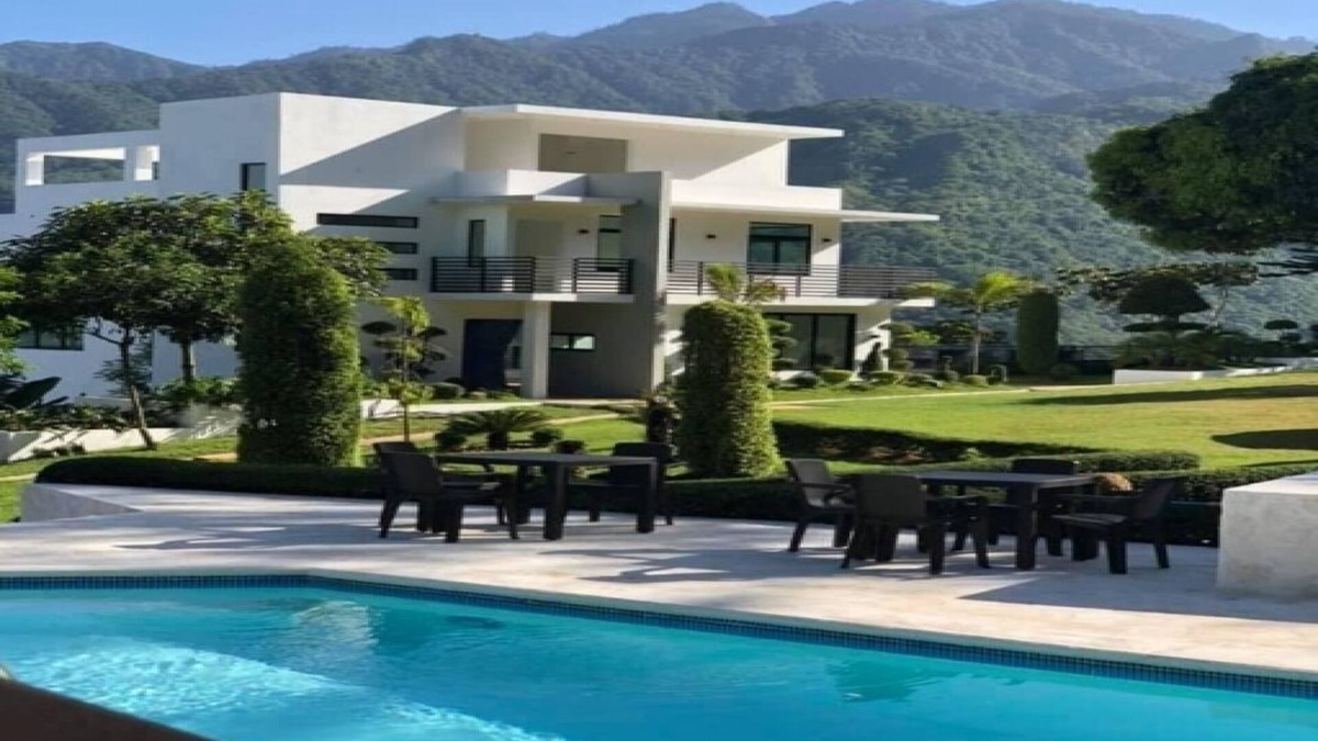 Bonao Villa | Luxury Villa surrounded by mountains & Nature!