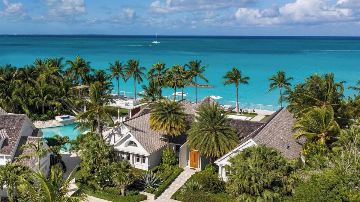 Leeward Settlement Villa | Luxury Villa in Turks and Caicos