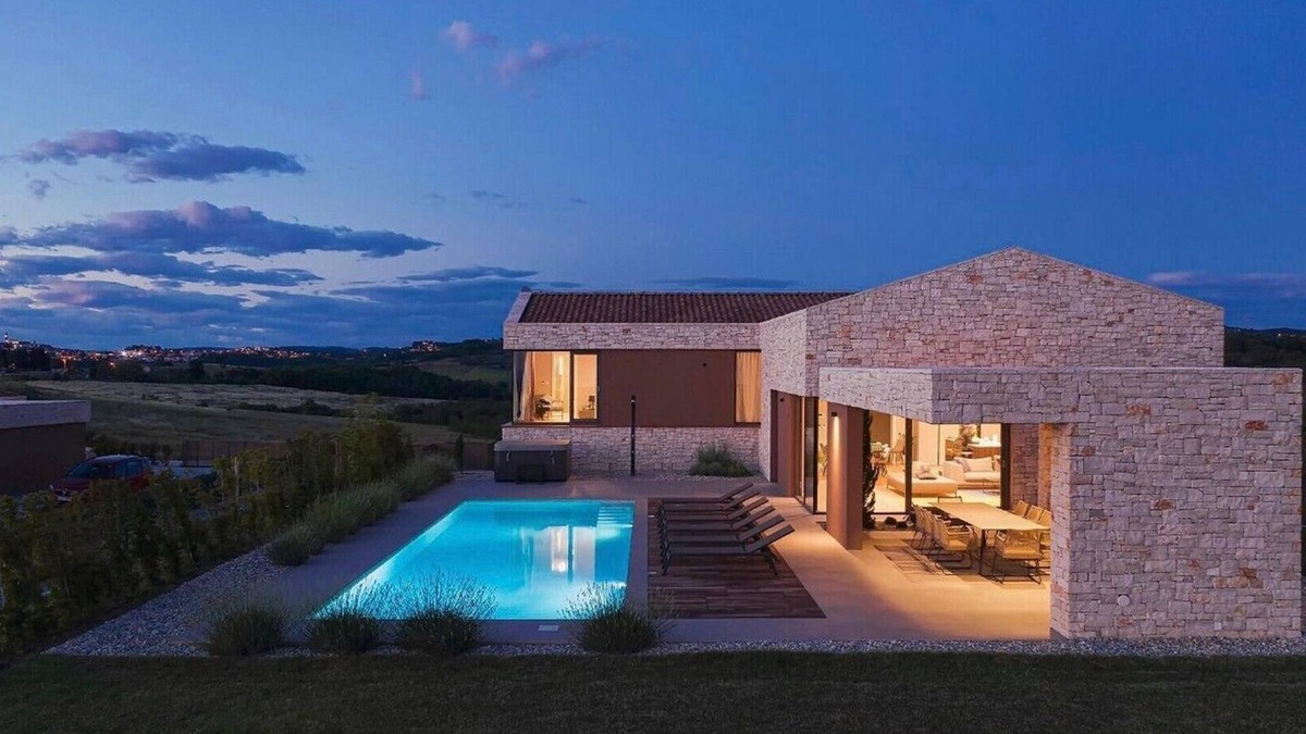 Brtonigla Villa | Luxury Villa Vigneto Istria heated pool jacuzzi family