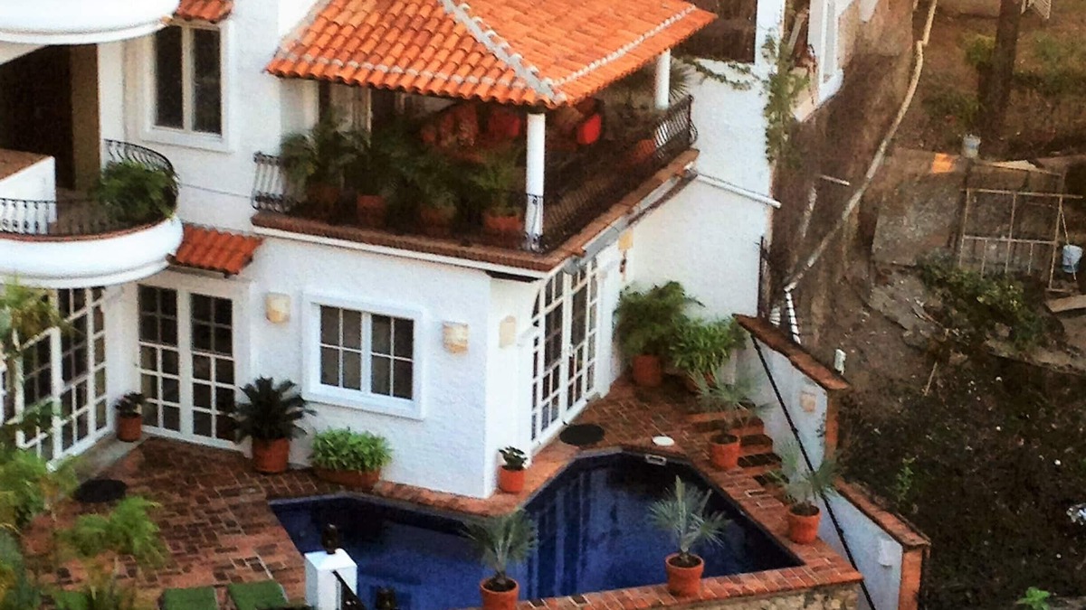 Romantic Zone Villa | Luxury Villa With Heated Pool Overlooking Bay, Maid and Chef