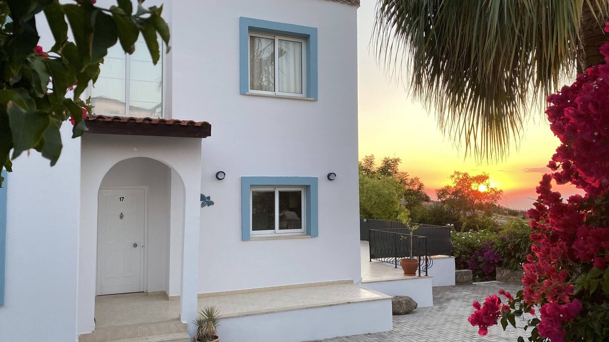Arapkoy Villa | Luxury villa with fantastic sea and mountain views. Large private pool and WIFI
