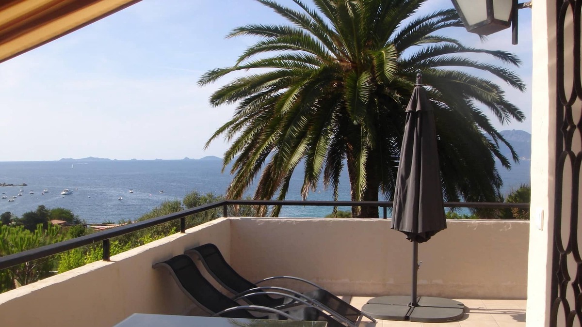 Portigliolo Villa | Luxury villa with private pool located in PORTIGLIOLO