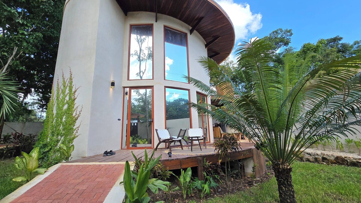 Centro Villa | Luxury Villa with jacuzzi in Bacalar (5 min from the lagoon)