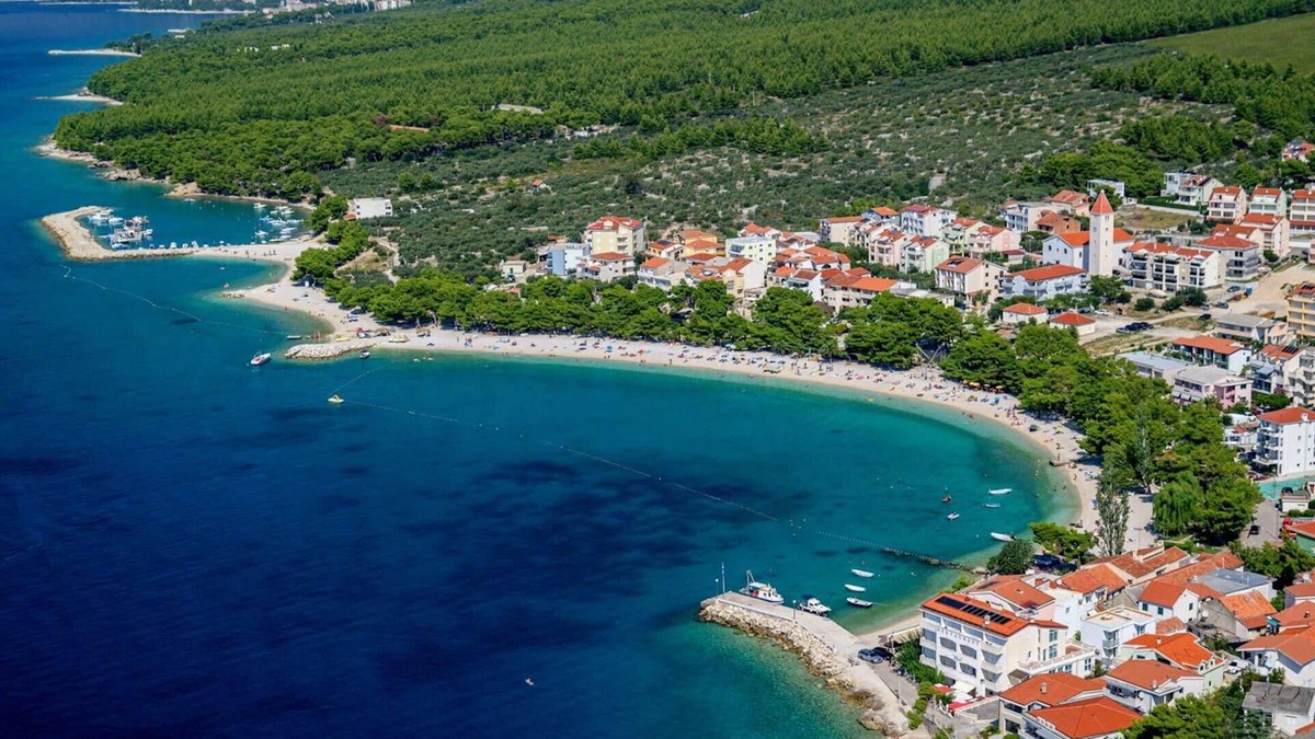 Promajna Villa | Luxury Villa with Modern Gym