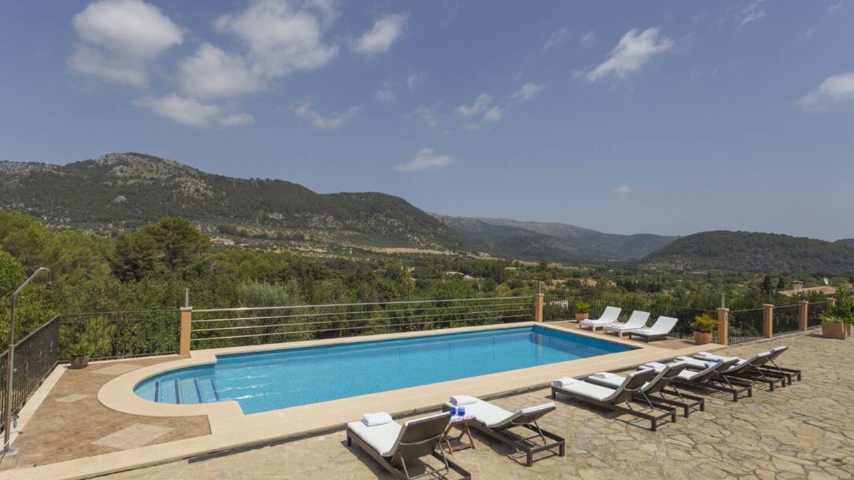 Campanet Cottage | Luxury Villa with pool and views of the Sierra Tramuntana 15 'from the beach