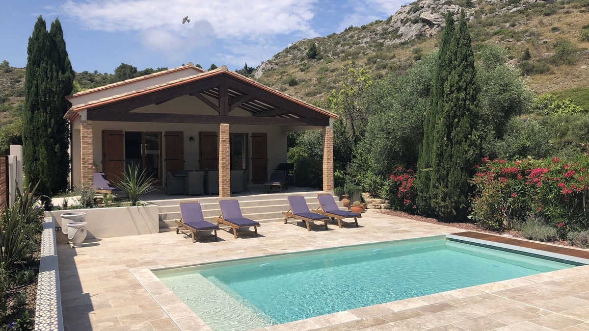Fitou Villa | Luxury villa with private pool, peaceful, ancient wine village, close to sea