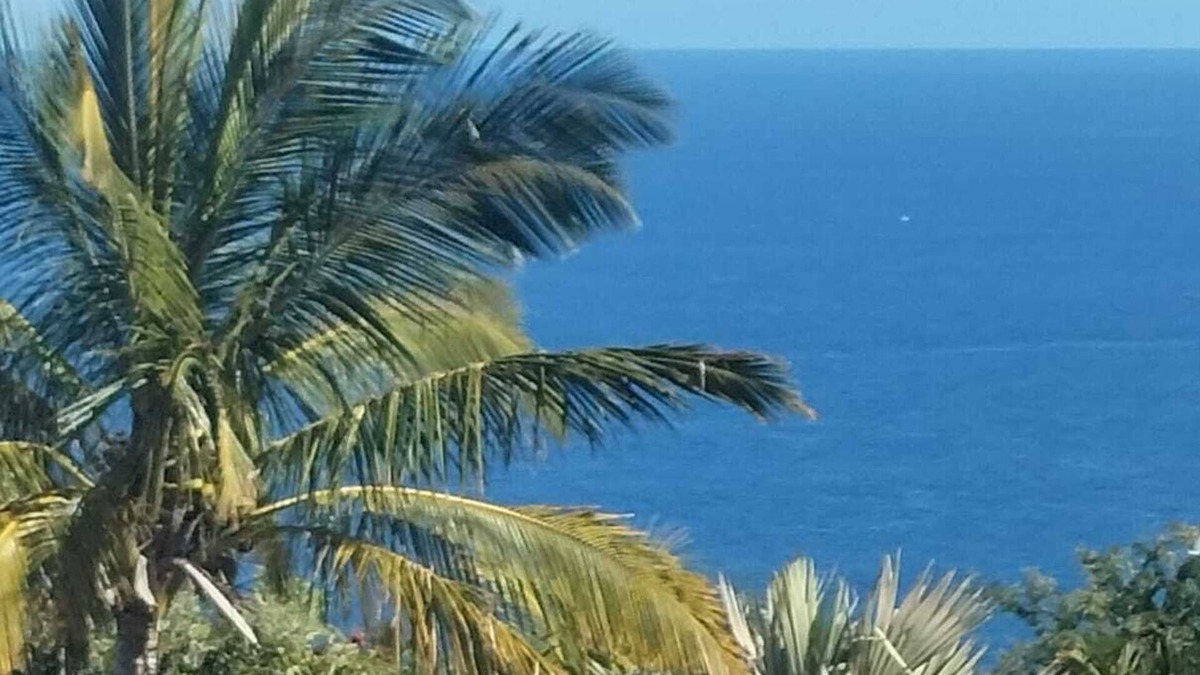 Le Portail Villa | Luxury villa with sea view and swimming pool
