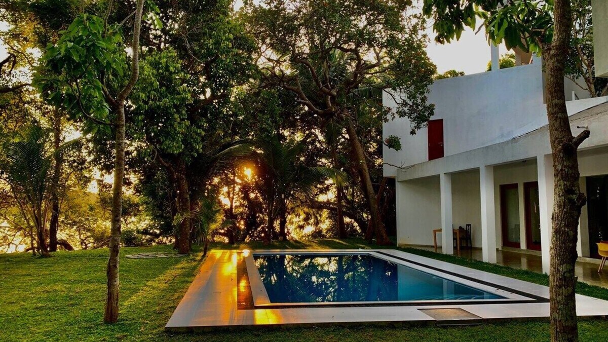 Dodanduwa Villa | Luxury Villa With Swimming Pool - 10 Minutes From the Beach