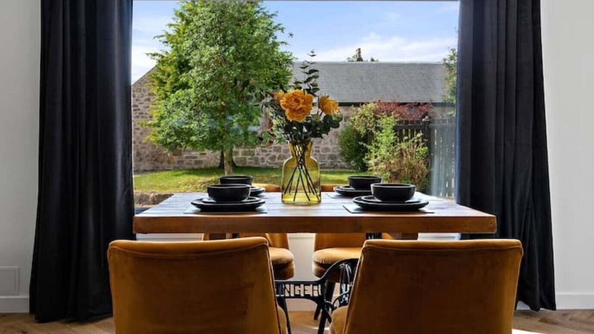 Houston Cottage | Luxury village cottage; outdoor tub; country views